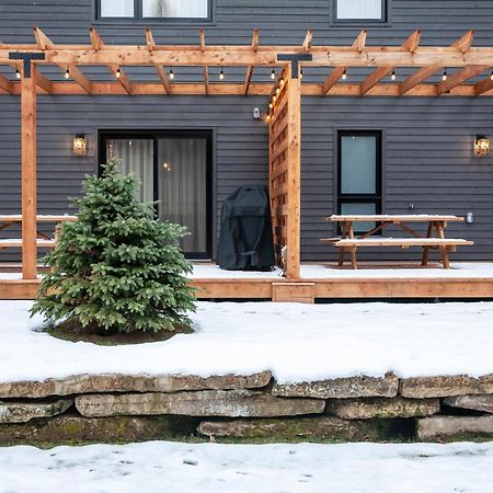 Suites Du Lac Moore Mont-Tremblant Exterior foto
