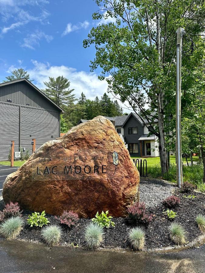 Suites Du Lac Moore Mont-Tremblant Exterior foto